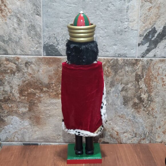 Wooden Nutcracker Red Velvet Cape 24 Inch Tall Green Base - Picture 3 of 12